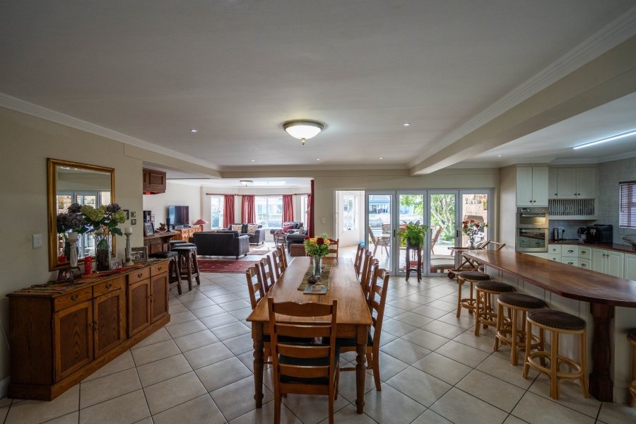 5 Bedroom Property for Sale in Royal Alfred Marina Eastern Cape